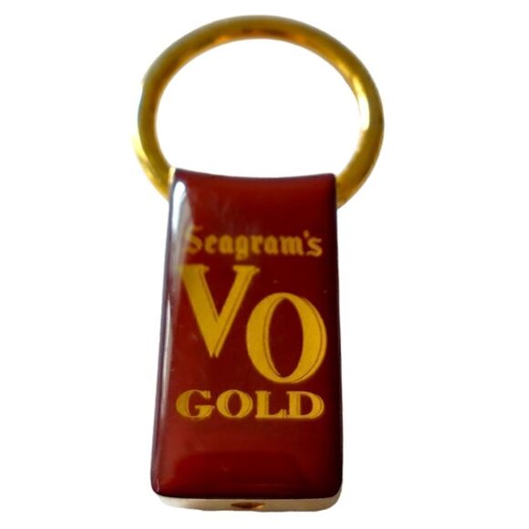 Seagrams Vo Gold Keychain Key Ring Key Fob Keeper Vtg Enameled Gold Tone Promo. - Picture 4 of 16